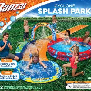 Free 3-in-1 Splash Park With a Pool