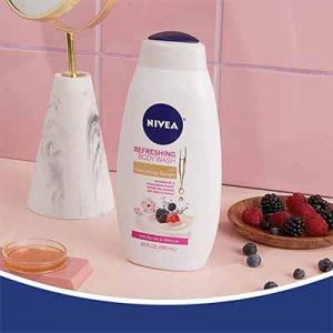 Free Body Wash with Red Berries & Hibiscus Scent