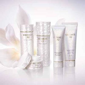 Free DECORTÉ AQ Absolute Glow-Radiant Brightening Collection