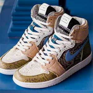 Free Pair of Custom Air Jordan 1 Sneakers